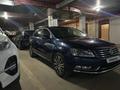 Volkswagen Passat 2013 годаfor5 700 000 тг. в Астана – фото 11