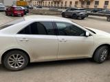 Toyota Camry 2014 годаfor7 500 000 тг. в Атырау – фото 4