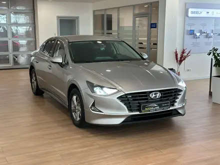 Hyundai Sonata 2020 года за 9 990 000 тг. в Астана – фото 3