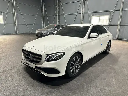 Mercedes-Benz E 200 2019 года за 23 500 000 тг. в Алматы