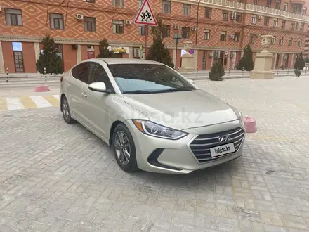 Hyundai Elantra 2018 года за 5 000 000 тг. в Актау – фото 12