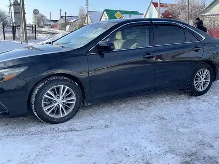 Toyota Camry 2015 года за 9 500 000 тг. в Уральск – фото 8