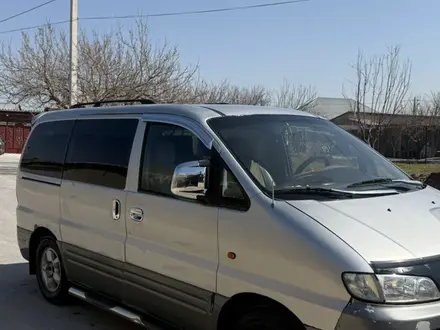 Hyundai Starex 2002 года за 3 000 000 тг. в Шымкент – фото 3