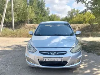 Hyundai Accent, 2013
