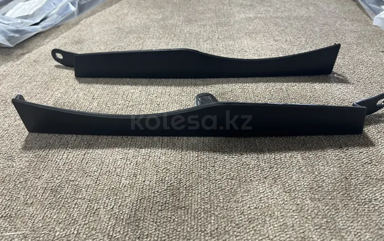 Реснички на фару Toyota Tacoma 2005- за 14 000 тг. в Алматы