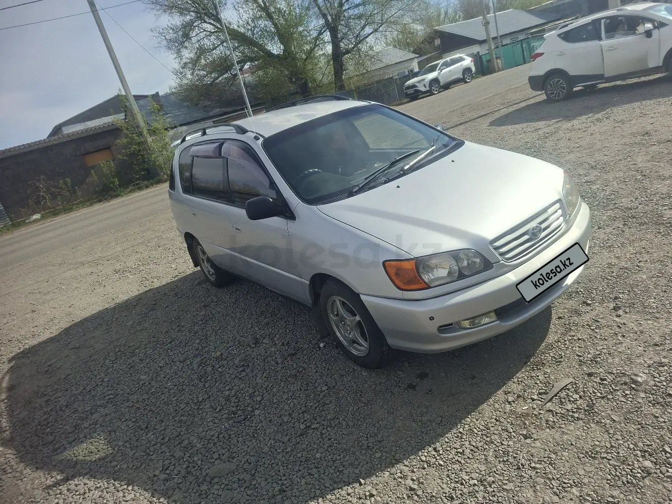 Toyota Ipsum, 1996