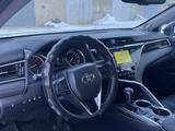 Toyota Camry 2018 годаfor16 000 000 тг. в Усть-Каменогорск – фото 4