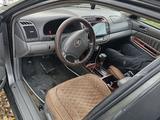 Toyota Camry 2005 года за 5 000 000 тг. в Тараз – фото 4