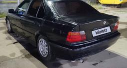 BMW 318 1994 года за 980 000 тг. в Алматы – фото 2