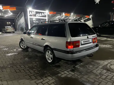 Volkswagen Passat 1994 года за 2 000 000 тг. в Алматы – фото 5