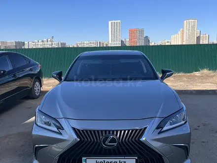 Lexus ES 250 2019 года за 18 000 000 тг. в Астана – фото 11