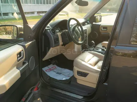 Land Rover Discovery 2005 года за 8 500 000 тг. в Алматы – фото 8