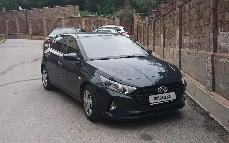 Hyundai i20 2023 годаүшін7 800 000 тг. в Алматы