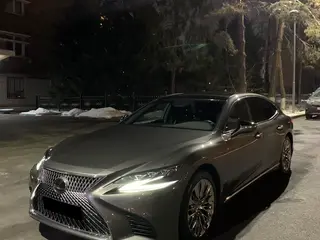 Lexus LS 500