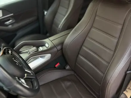 Mercedes-Benz GLS 450 2022 года за 49 000 000 тг. в Алматы – фото 13