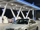 Mercedes-Benz E 240 2003 года за 5 000 000 тг. в Шымкент – фото 3
