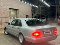 Mercedes-Benz E 230 1997 года за 3 400 000 тг. в Шымкент – фото 2