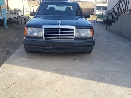 Mercedes-Benz E 200 1993 года за 2 000 000 тг. в Кентау – фото 5