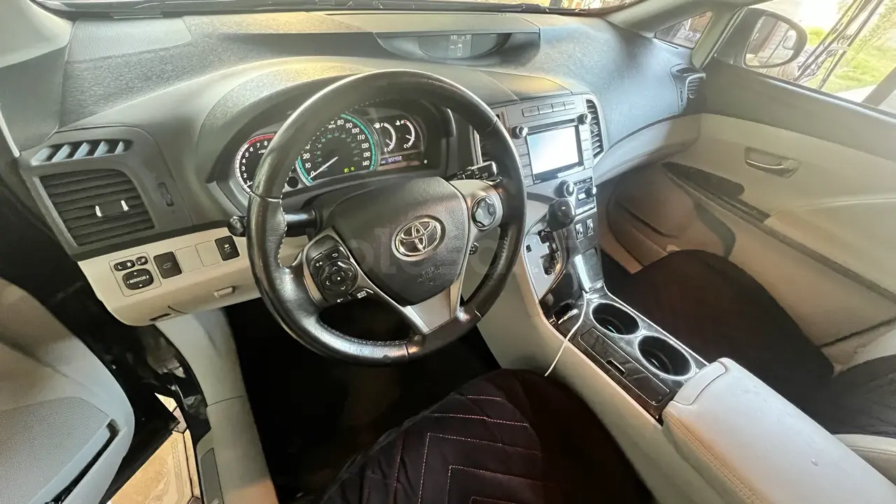 Toyota Venza, 2014