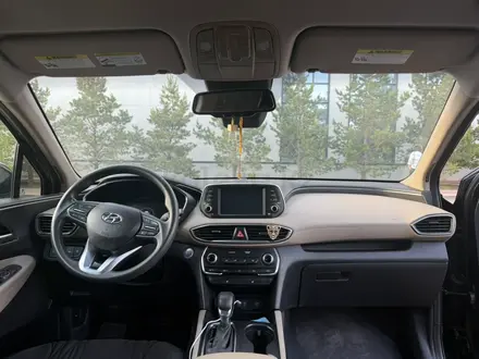 Hyundai Santa Fe 2018 года за 11 200 000 тг. в Астана – фото 4