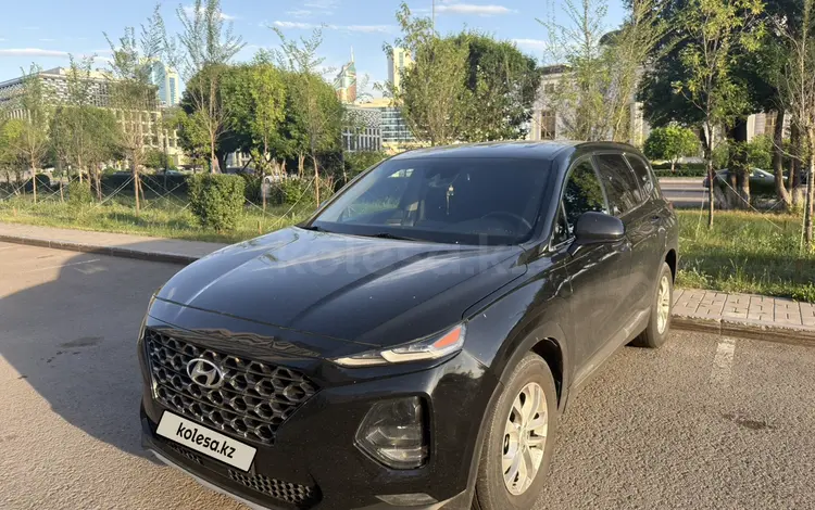 Hyundai Santa Fe 2018 годаүшін11 200 000 тг. в Астана