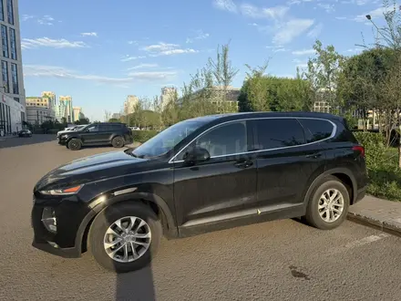 Hyundai Santa Fe 2018 года за 11 200 000 тг. в Астана – фото 7