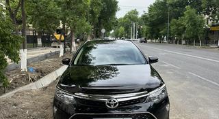 Toyota Camry 2017 года за 11 200 000 тг. в Шымкент