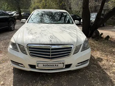 Mercedes-Benz E 200 2012 года за 7 000 000 тг. в Алматы