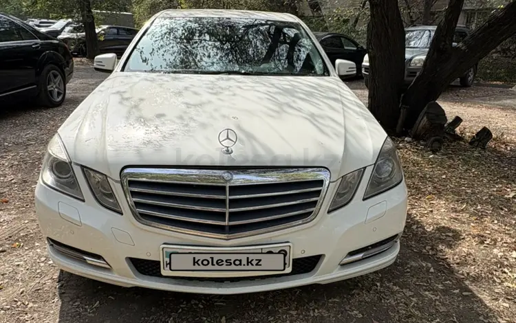 Mercedes-Benz E 200 2012 года за 7 000 000 тг. в Алматы