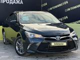 Toyota Camry 2016 года за 10 350 000 тг. в Актобе – фото 3