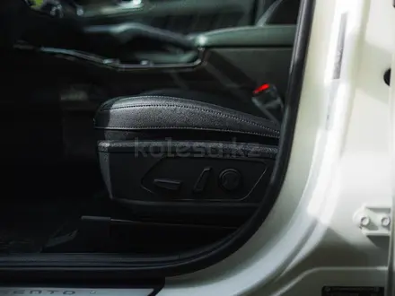 Kia Sorento 2025 года за 17 900 000 тг. в Астана – фото 31