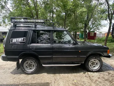 Land Rover Discovery 1995 годаүшін2 500 000 тг. в Алматы – фото 2