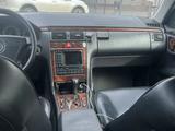 Mercedes-Benz E 320 2000 года за 3 800 000 тг. в Актобе – фото 4