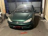 Peugeot 206 2003 годаfor311 000 тг. в Караганда