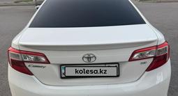 Toyota Camry 2013 года за 7 000 000 тг. в Астана – фото 2