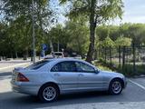 Mercedes-Benz C 180 2004 годаүшін3 350 000 тг. в Усть-Каменогорск – фото 3