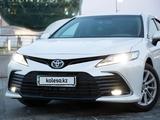 Toyota Camry 2021 года за 14 800 000 тг. в Астана – фото 3