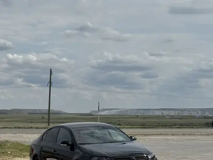 Volkswagen Passat 2009 года за 3 600 000 тг. в Костанай – фото 4