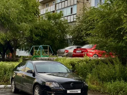 Volkswagen Passat 2009 года за 3 600 000 тг. в Костанай – фото 3