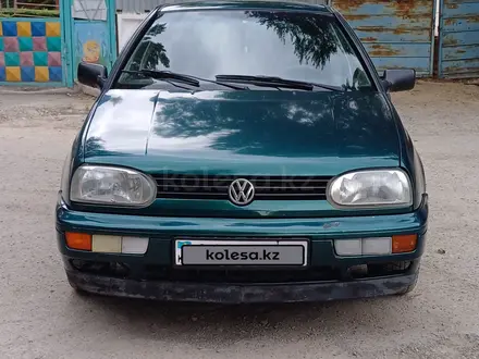 Volkswagen Golf 1997 года за 1 850 000 тг. в Тараз – фото 2