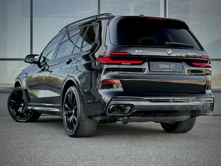 BMW X7 M60i 2026 года за 113 201 000 тг. в Усть-Каменогорск – фото 3