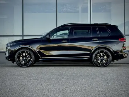 BMW X7 M60i 2026 года за 113 201 000 тг. в Усть-Каменогорск – фото 8
