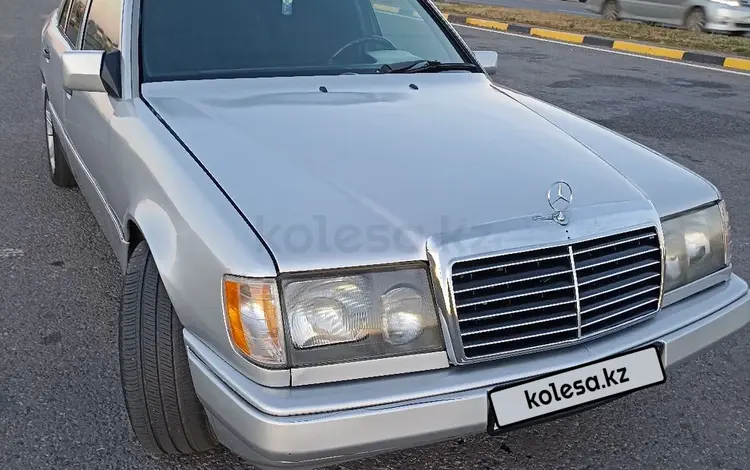 Mercedes-Benz E 230 1991 года за 1 550 000 тг. в Талдыкорган