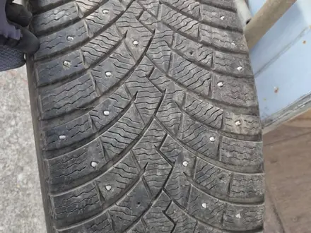 Зимняя резина Pirelli размер 265/45/R21 за 440 000 тг. в Караганда