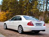 Mercedes-Benz E 500 2003 года за 10 000 000 тг. в Астана – фото 2