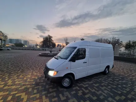 Mercedes-Benz Sprinter 2002 года за 7 500 000 тг. в Алматы – фото 9