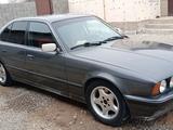 BMW 525 1990 года за 1 250 000 тг. в Туркестан – фото 2