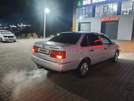 Volkswagen Passat 1994 года за 1 400 000 тг. в Актобе – фото 4