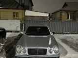 Mercedes-Benz E 280 1997 года за 1 880 000 тг. в Астана – фото 3