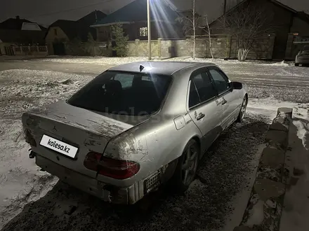 Mercedes-Benz E 280 1997 года за 1 880 000 тг. в Астана – фото 5